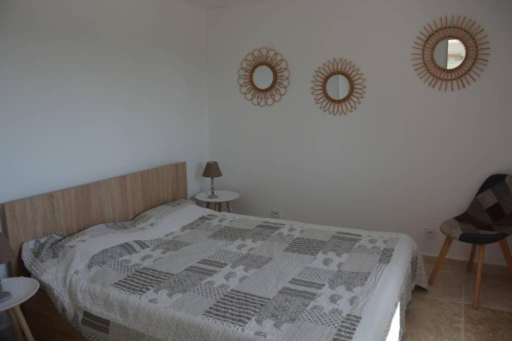 La Venturonne Appartement Neuf Rez De Jardin 45 M2 Vue Mer Et Vignes 10 Mn Des Plages ル・ボーセ エクステリア 写真