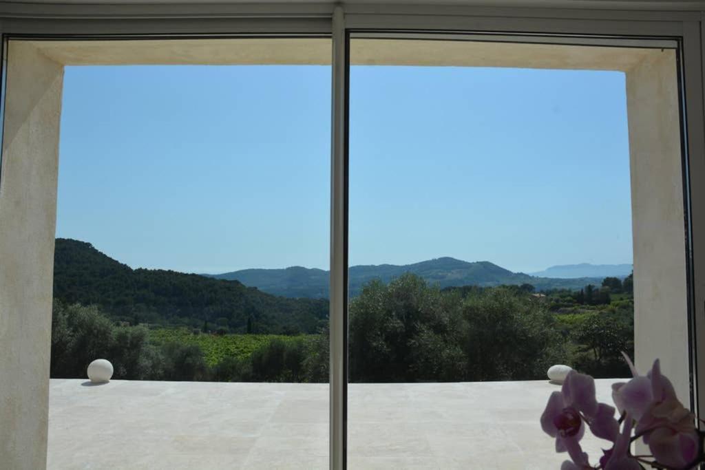 La Venturonne Appartement Neuf Rez De Jardin 45 M2 Vue Mer Et Vignes 10 Mn Des Plages ル・ボーセ エクステリア 写真