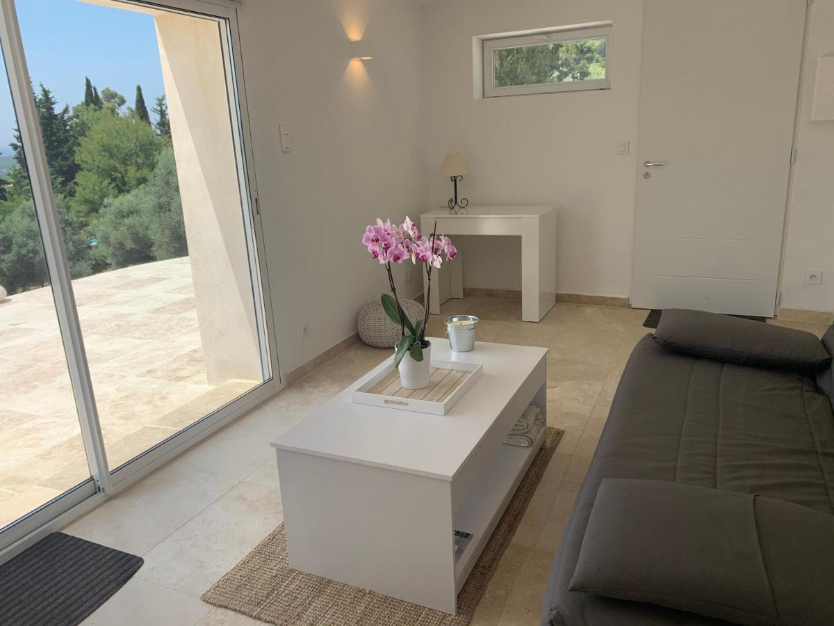 La Venturonne Appartement Neuf Rez De Jardin 45 M2 Vue Mer Et Vignes 10 Mn Des Plages ル・ボーセ エクステリア 写真